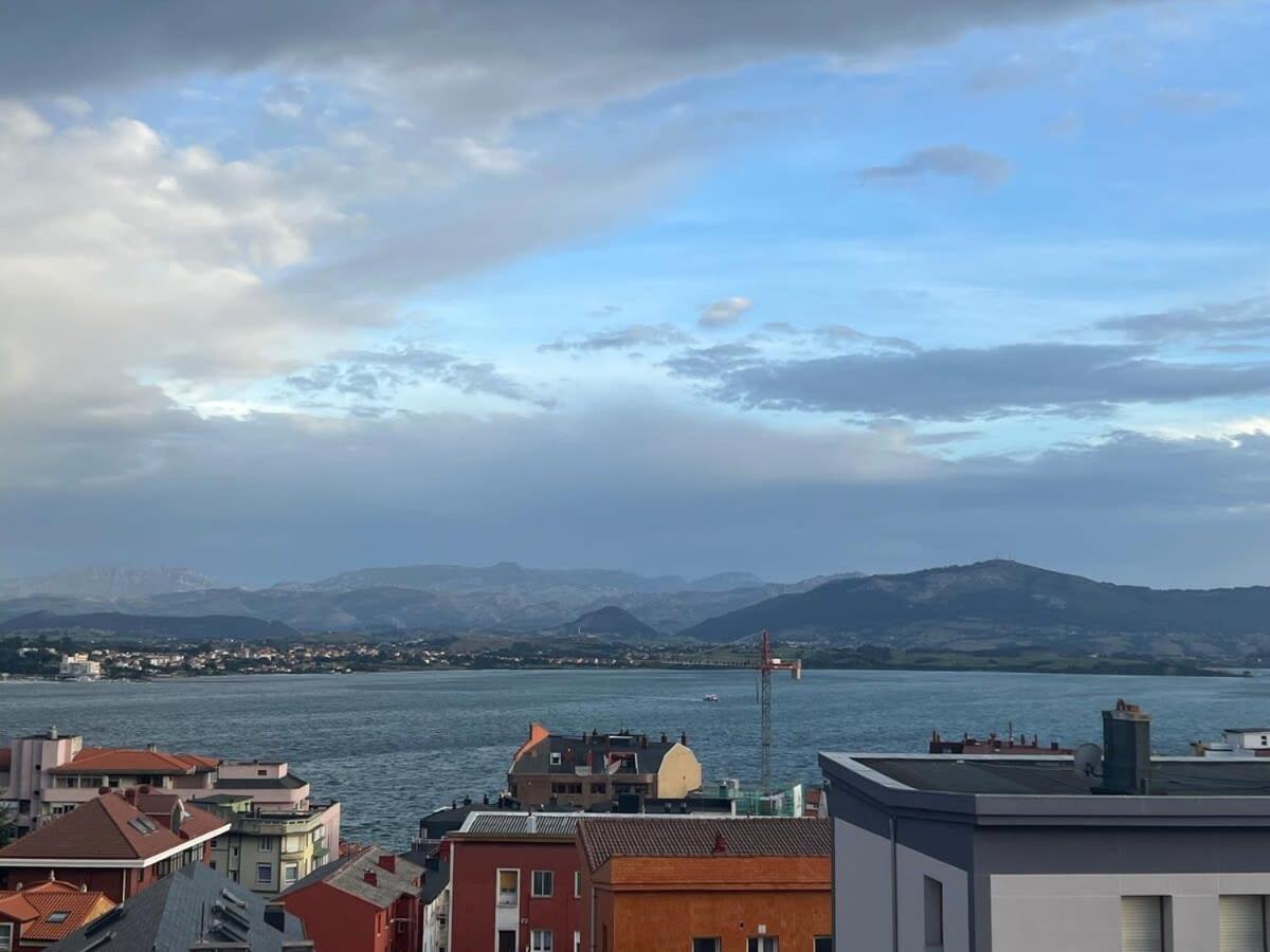 Acogedor Apartamento Con Vistas A La Bahia Santander Esterno foto